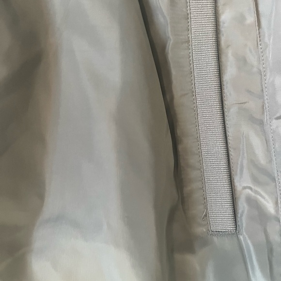 Mlb Philadelphia Phillies Cooperstown Collection Insignia Shorts - Picture 8 of 9